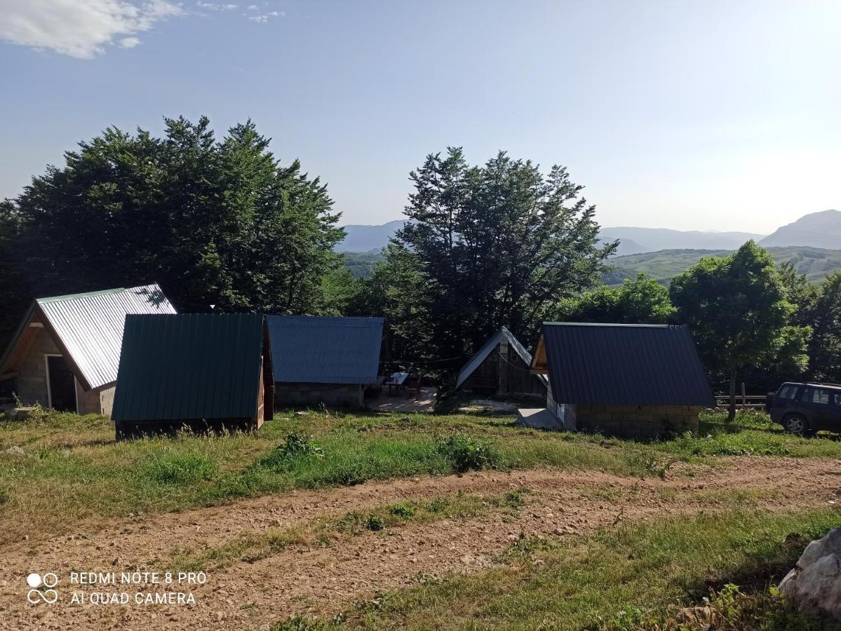 Katun Ljeljenak Hotel Plužine Buitenkant foto