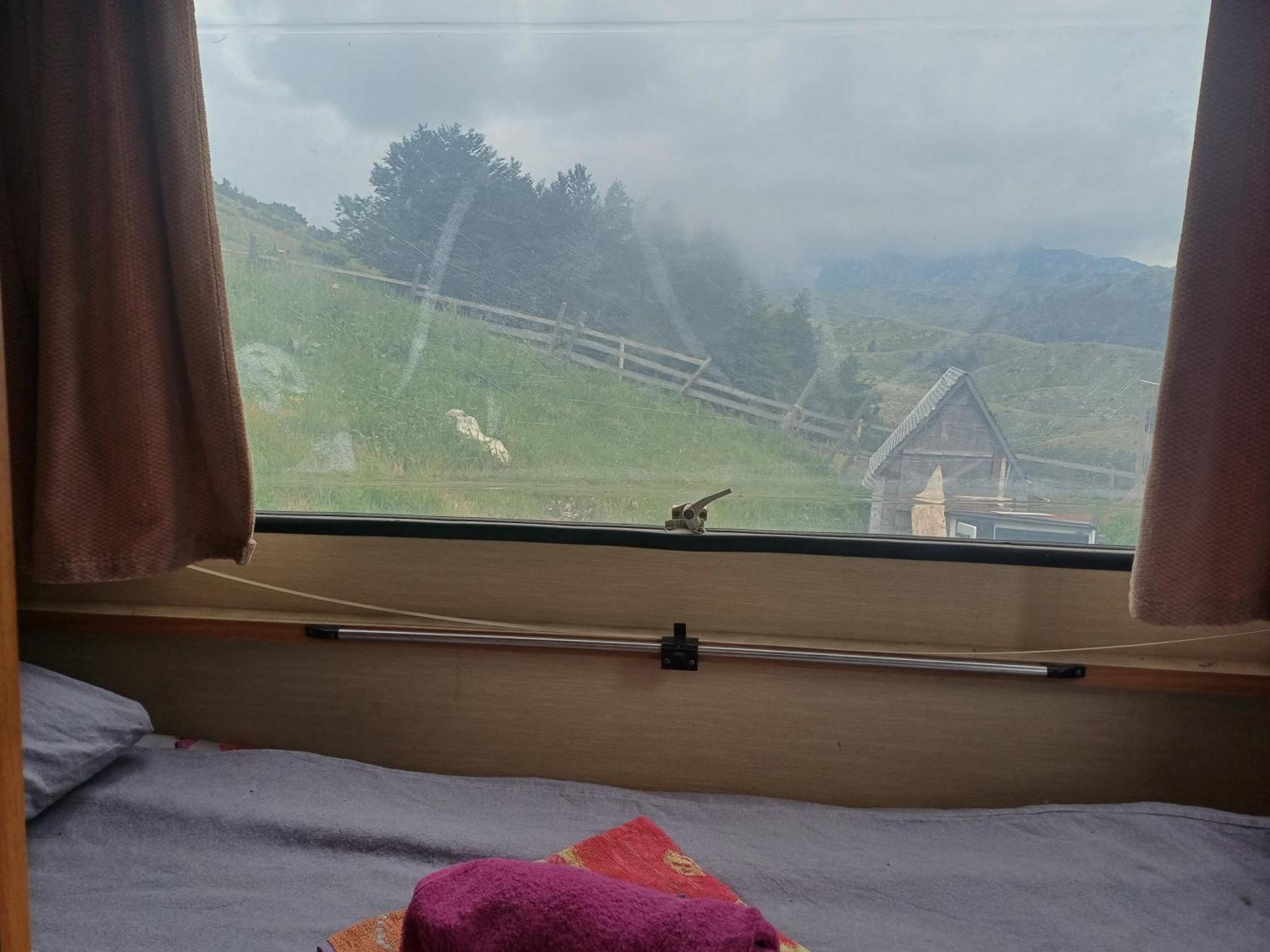 Katun Ljeljenak Hotel Plužine Buitenkant foto