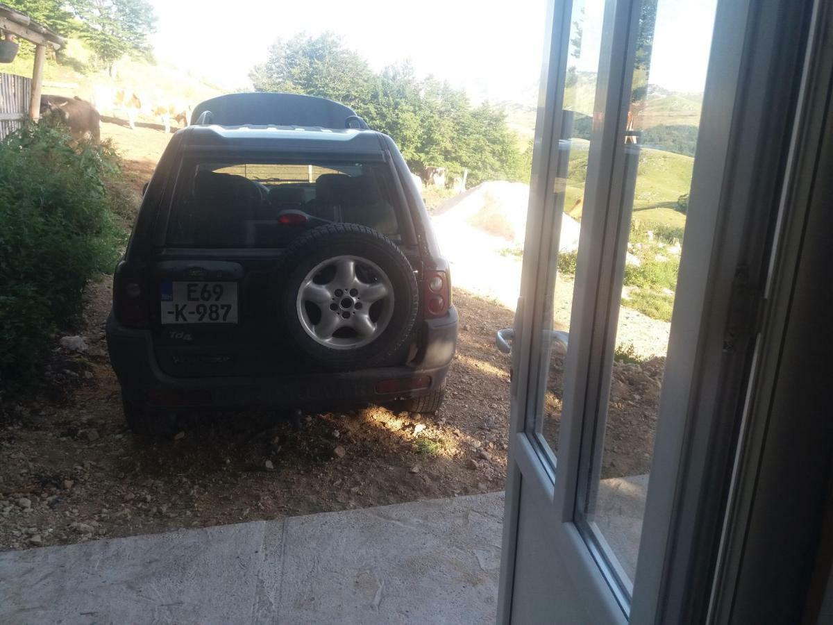 Katun Ljeljenak Hotel Plužine Buitenkant foto